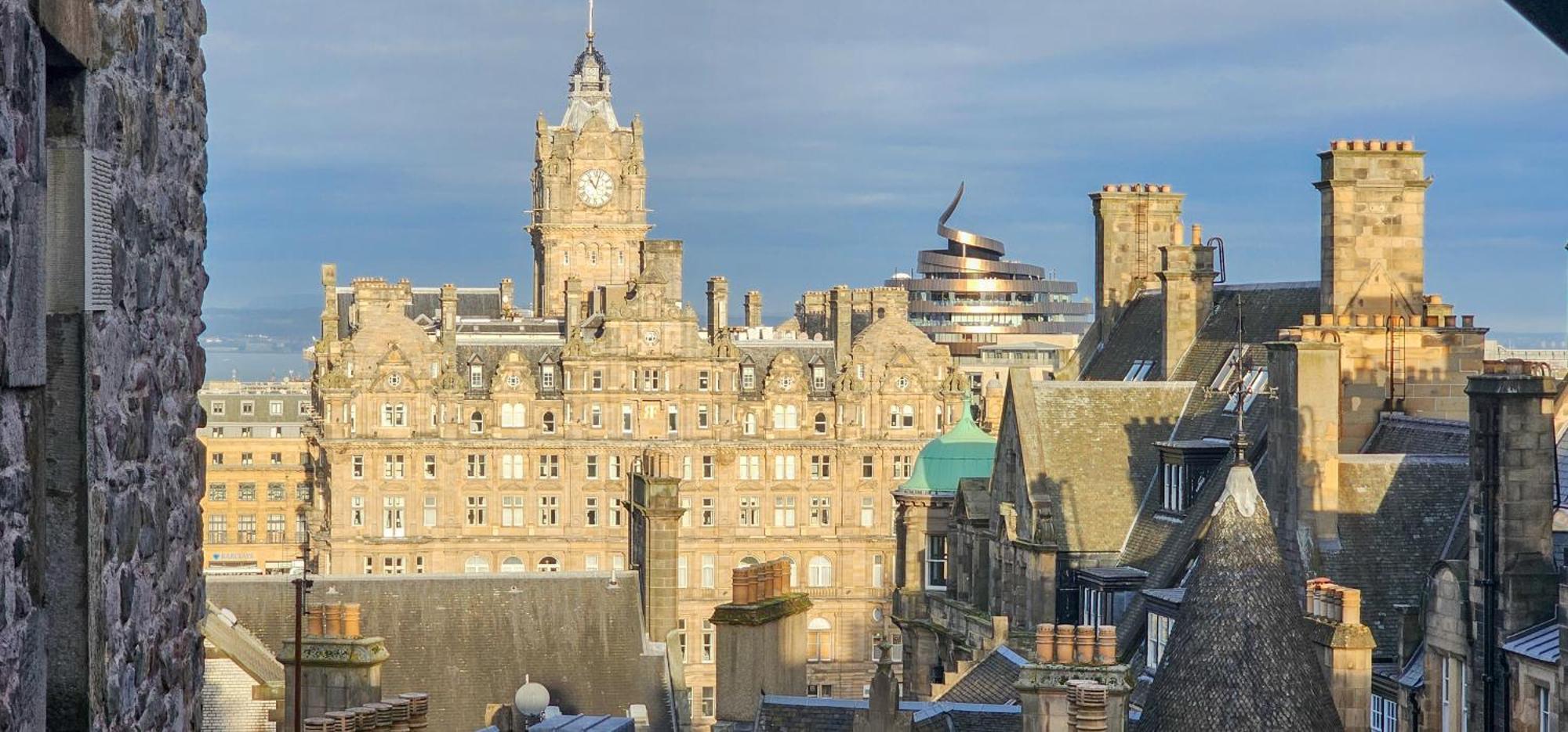 Royal Mile - Bright 2 Bedroom Apartamento *