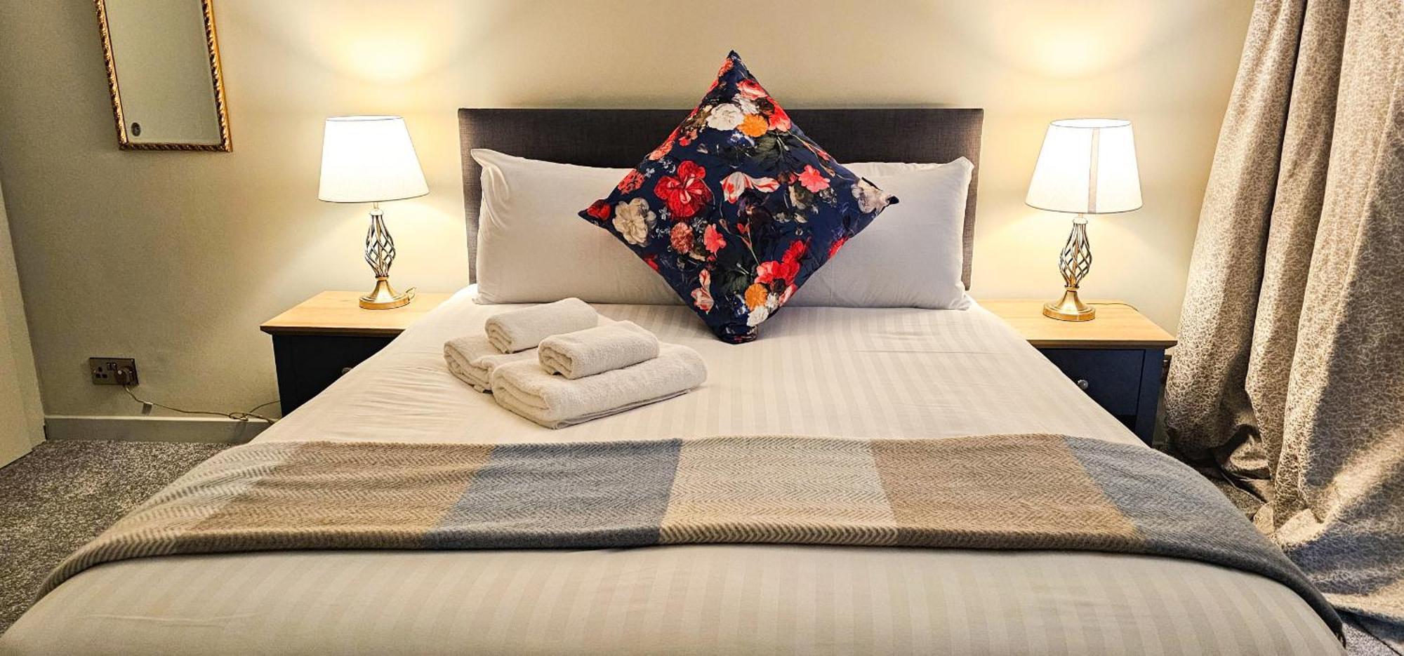 Royal Mile - Bright 2 Bedroom Apartamento
